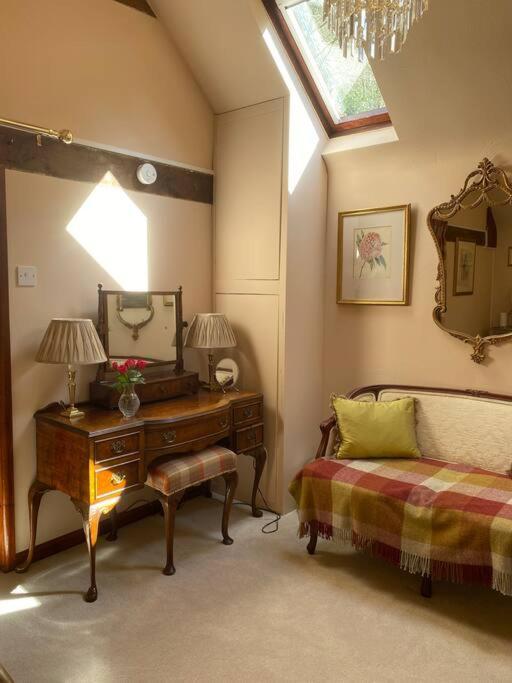 The Grooms Loft Self Contained Apartment Milton Abbas Eksteriør billede